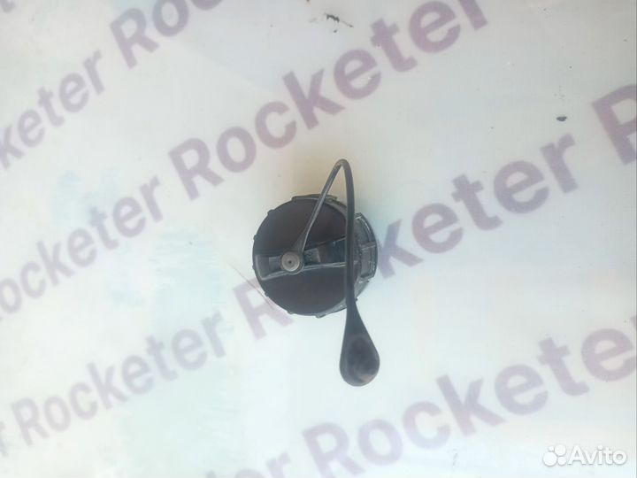 Крышка горловины бака Mitsubishi Lancer 9