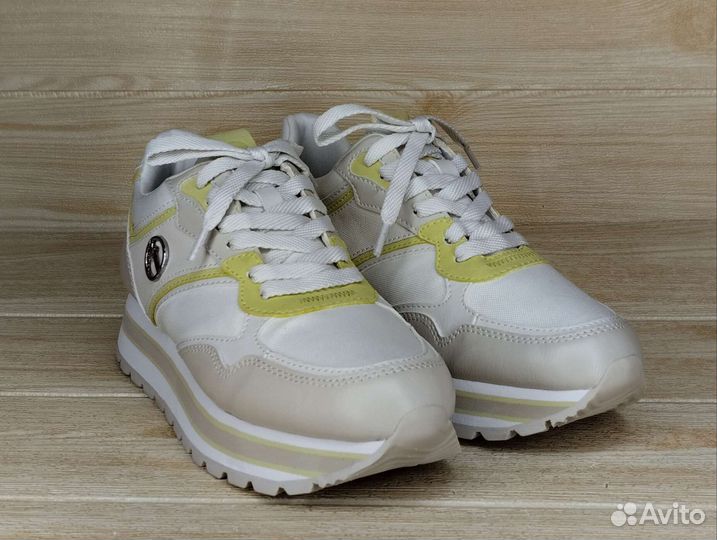 Размер 37. Tamaris, кроссовки (лето/весна)