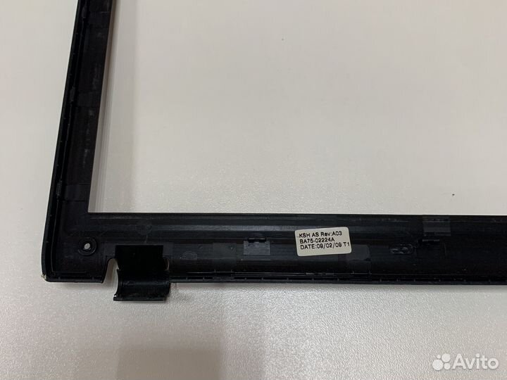 Рамка матрицы ноутбука samsung r720