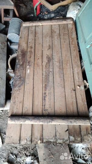 Двери входные и межкомнатные деревянная