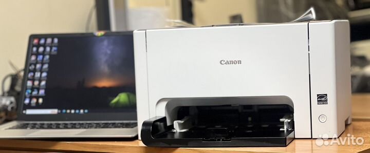 Цветной лазерный принтер пробге 700 листов