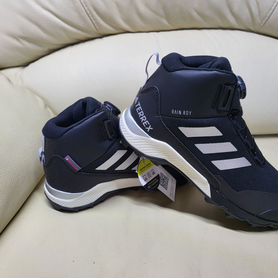 Ботинки Adidas новые 28, 30, 32, 33, 36.5,38 и 40