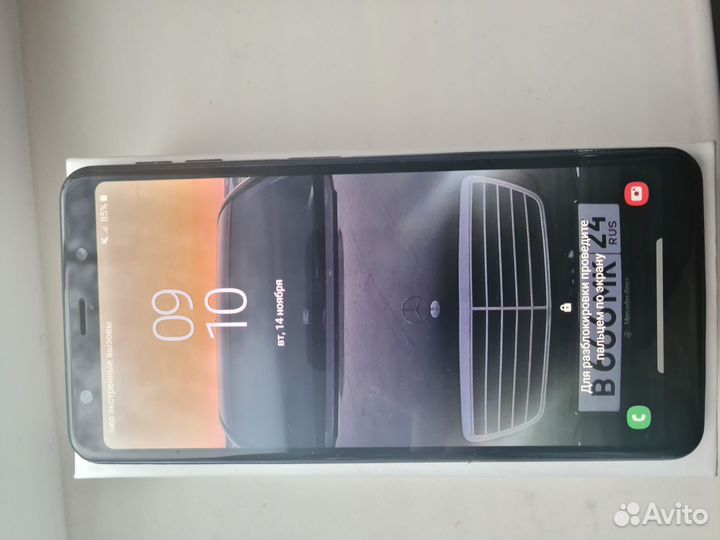 Samsung Galaxy A7 (2018), 4/64 ГБ