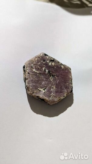 Корунд (рубин)