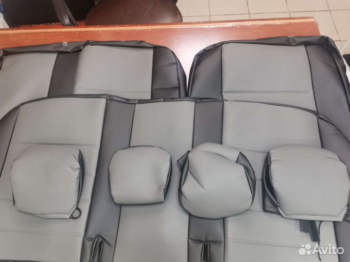 Чехлы на автомобильные сидения