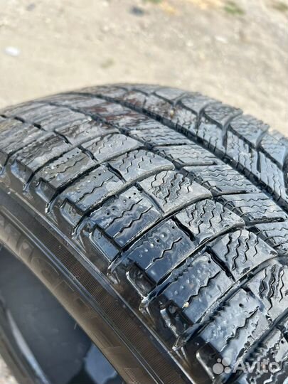 Michelin X-Ice Snow 235/55 R17 99H