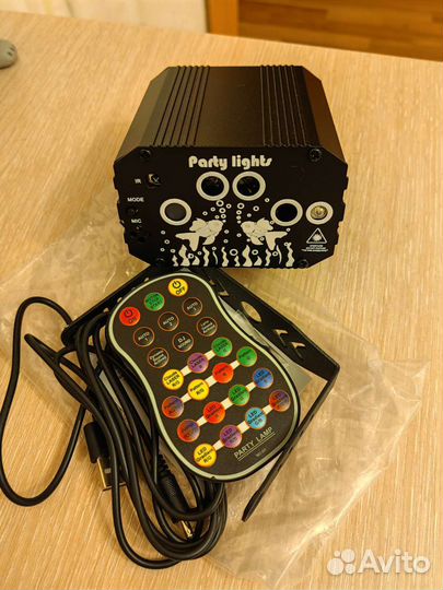 Лазерная светомузыка новинка 3в1 с аккумулятором