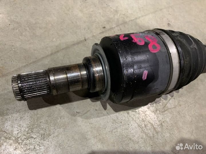 Привод передний левый Mercedes-Benz Gl-Class X164