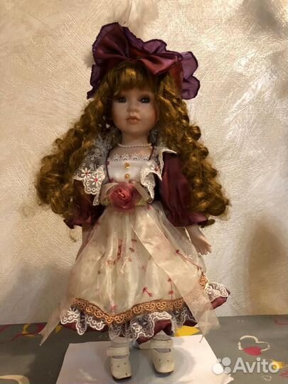 Кукла фарфоровая коллекционная большая