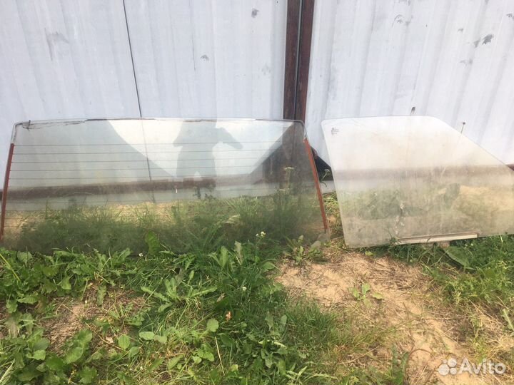 Заднее стекло на ваз 21099