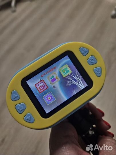 Цифровой бинокль-фотоаппарат