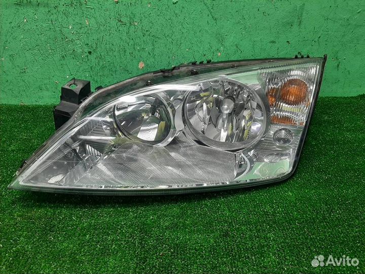 Фара левая Ford Mondeo 3 2002