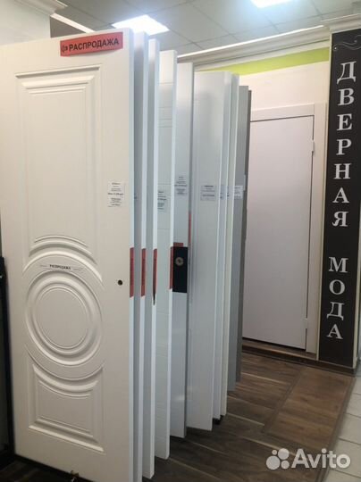 Двери межкомнатные белые