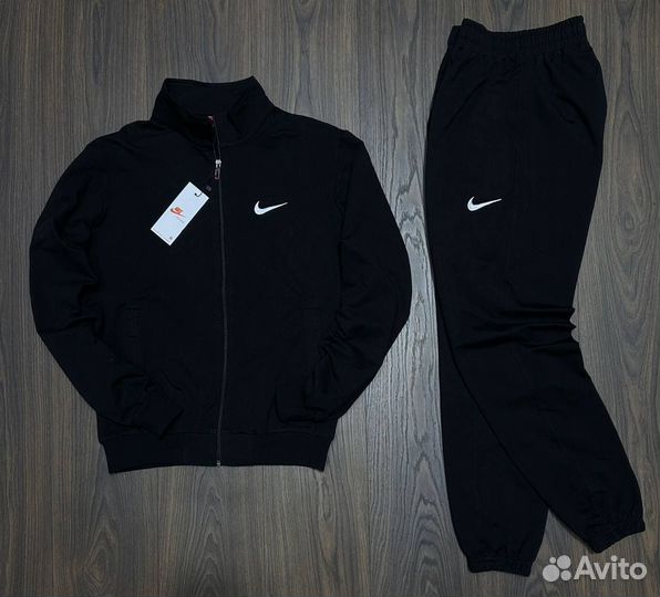 Спортивный костюм nike