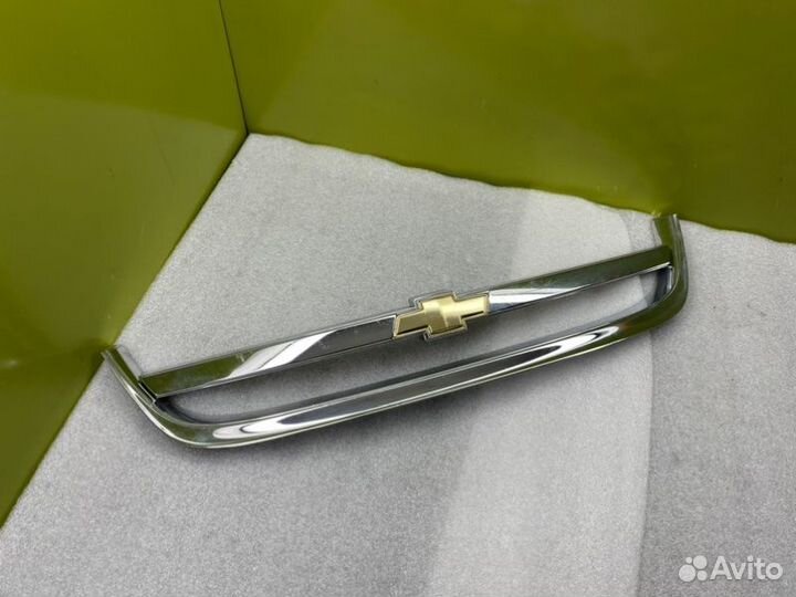 Решетка радиатора Chevrolet Lacetti J200 F18D3