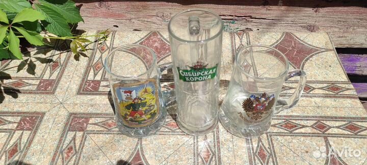 Пивные кружки в количестве 3 шт