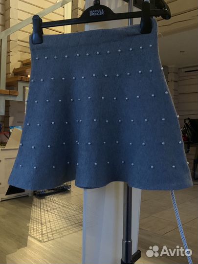 Юка серая с бусинками