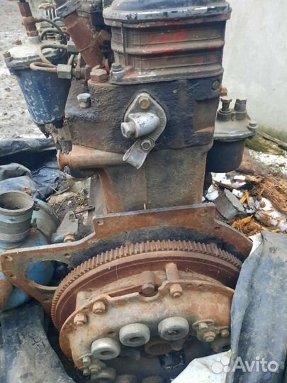 Двигатель д-240