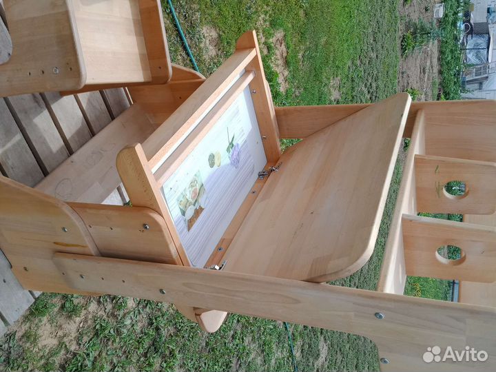 Детский столик и стул