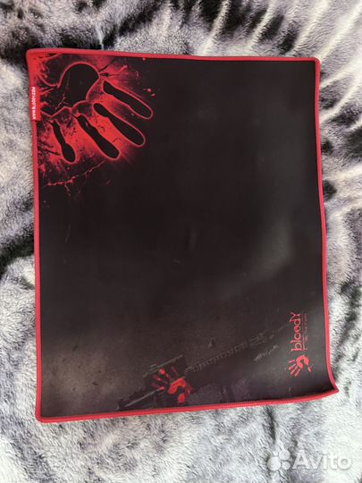 Игровой коврик для мыши