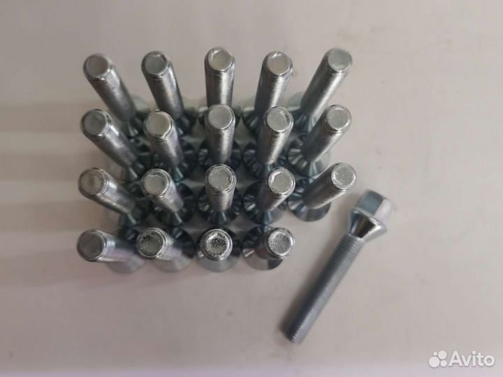 Колёсный болт м12х1.5 55мм