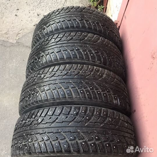 Kumho I'Zen RV Stud KC16 235/60 R18 107T