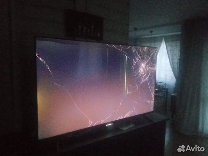 Телевизор SMART tv