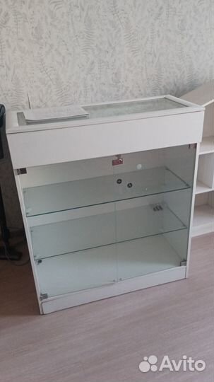 Витрина, полка домик