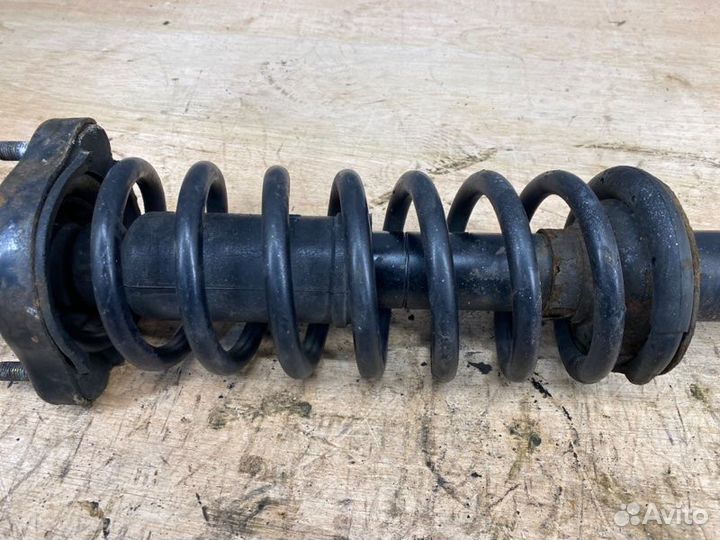 Задний Амортизатор Mitsubishi Outlander XL