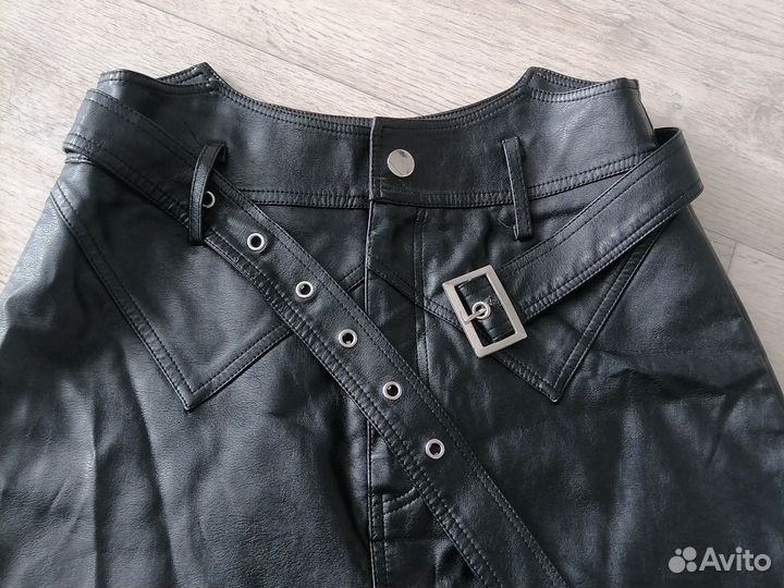 Юбка кожаная