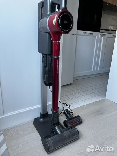 Беспроводной вертикальный пылесос LG