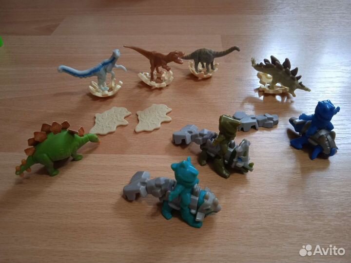 Игрушки Киндер - разные серии