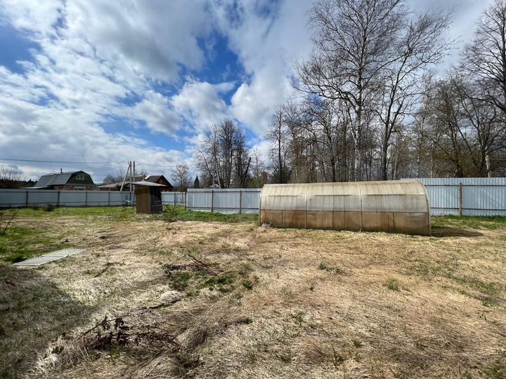 Дом 72 м² на участке 12,8 сот.