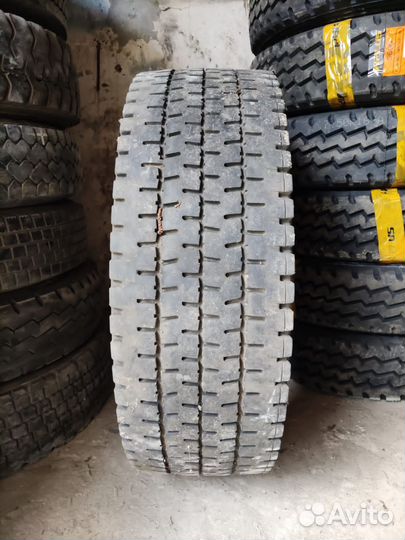 Грузовая шина бу 245 70 R19.5 Dunlop
