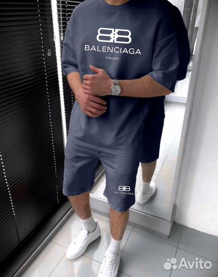 Спортивный костюм Balenciaga футболка с шортами