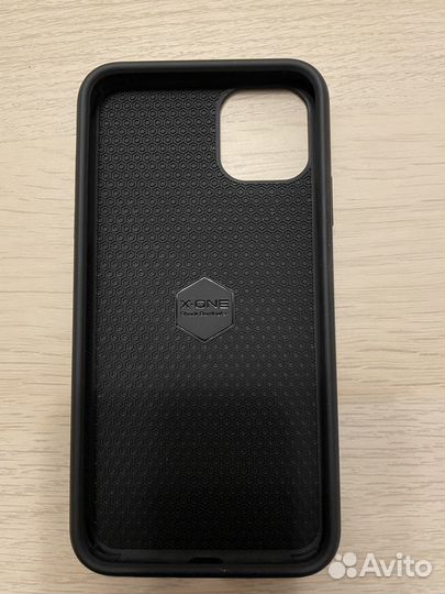 Новые противоударные чехлы X-ONE на iPhone