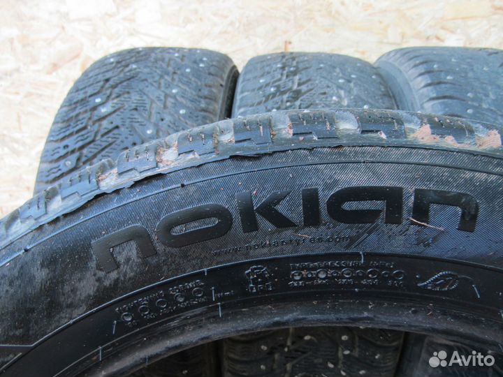 Nokian Tyres Hakkapeliitta 8 215/55 R17