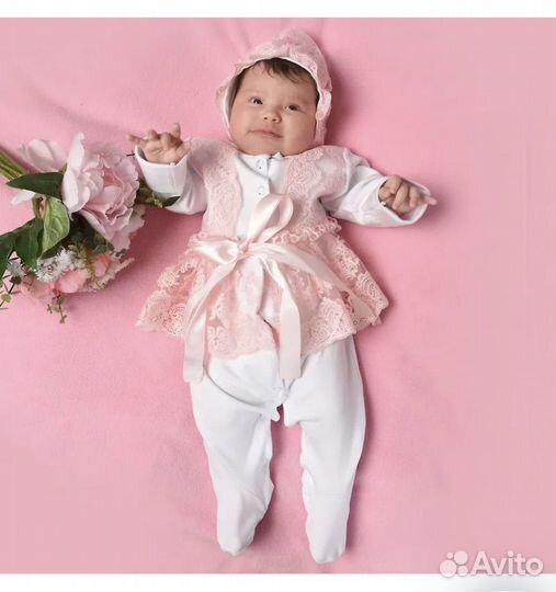 Комплект на выписку для девочки