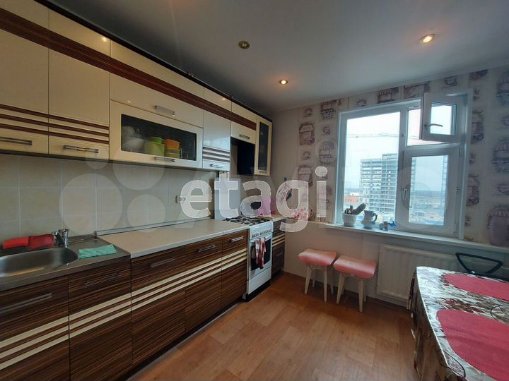 2-к. квартира, 53 м², 7/9 эт.