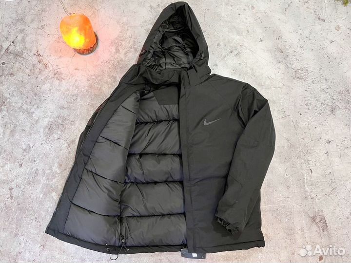 Зимние куртки Nike