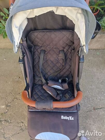 Продам прогулочную коляску