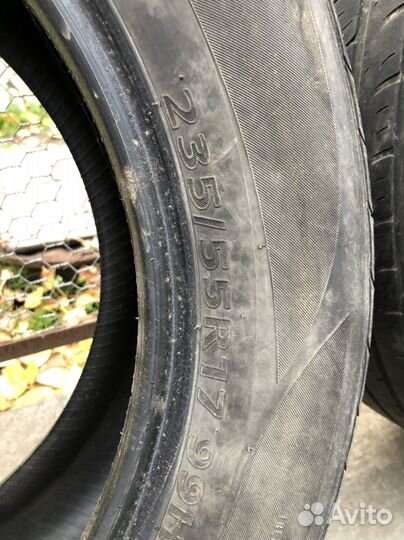 Kumho Sense KR26 235/55 R17