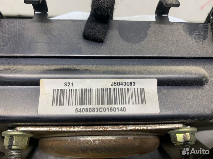 Подушка безопасности пассажирская в торпедо