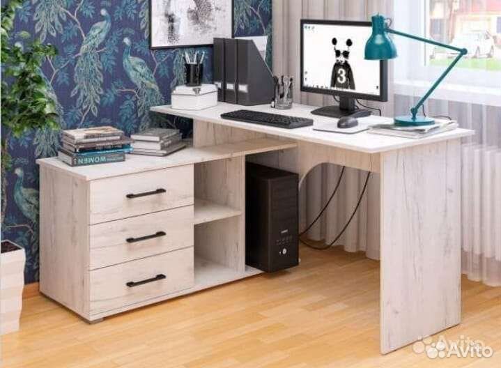 Стол письменный, компьютерный с ящиками и полками