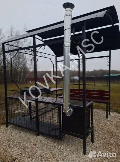 Беседка с мангалом