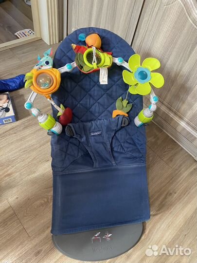 Кресло шезлонг babybjorn