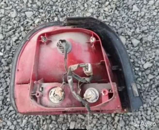 Фонарь левый правый Hyundai Sonata 4 EF 2000