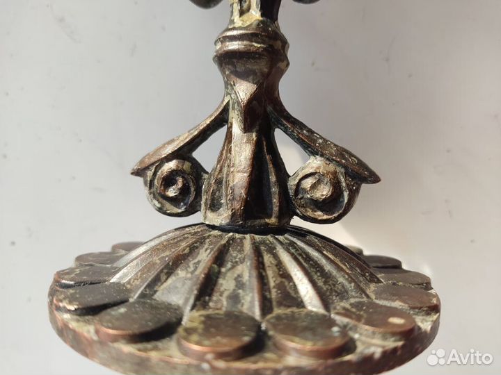 Подсвечник на три свечи