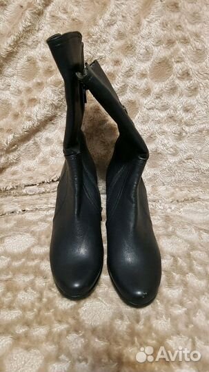 Женские сапоги