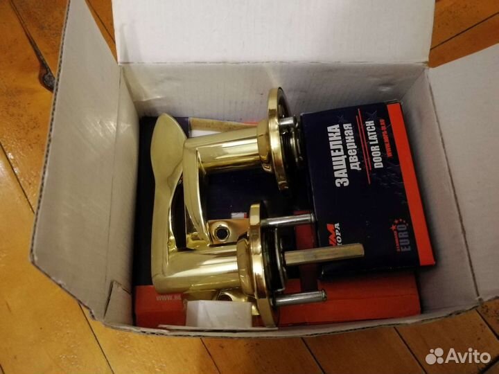 Дверная ручка